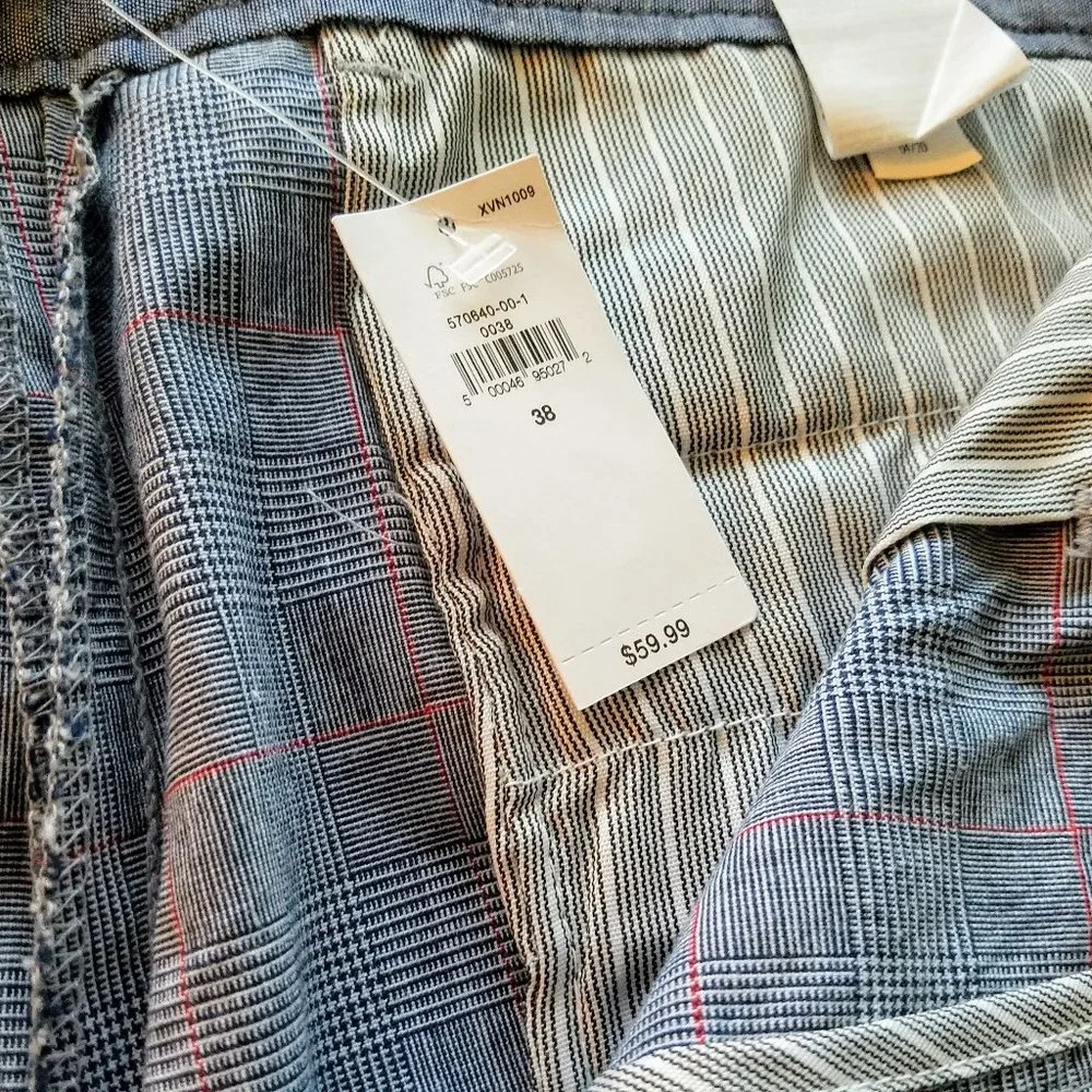 Men's Shorts - Picture 2 of 3